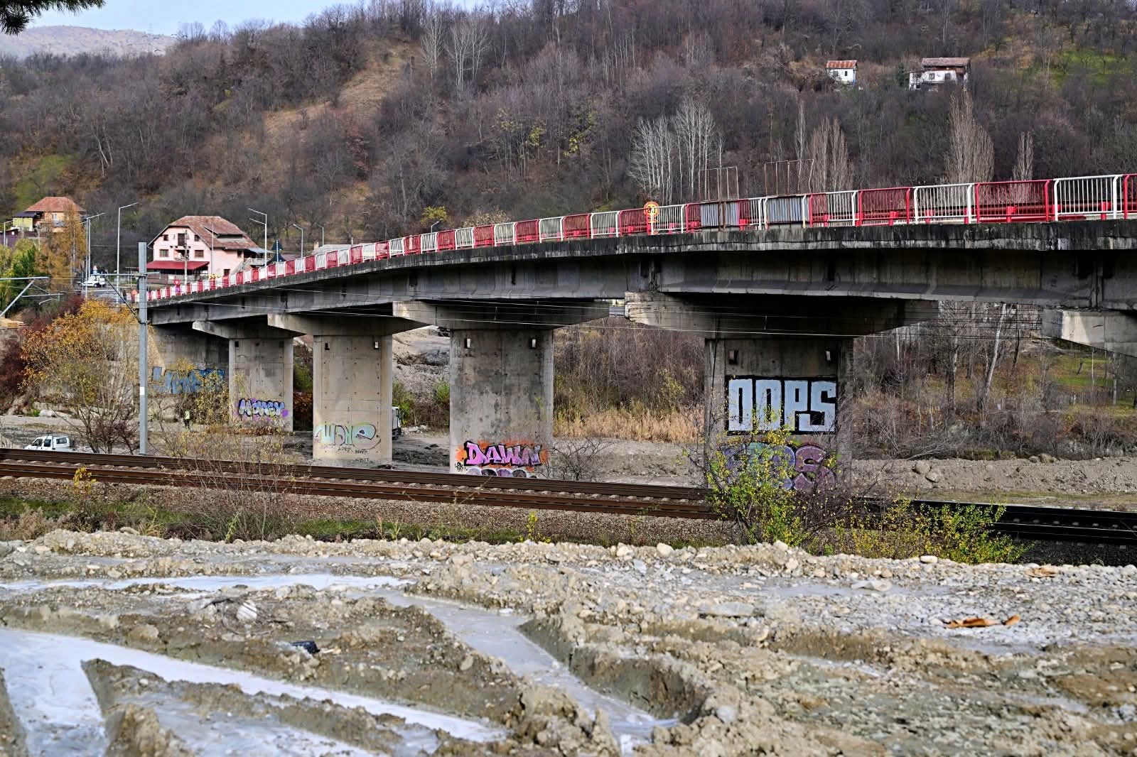 Începe reabilitarea podului peste Prahova, de la Breaza