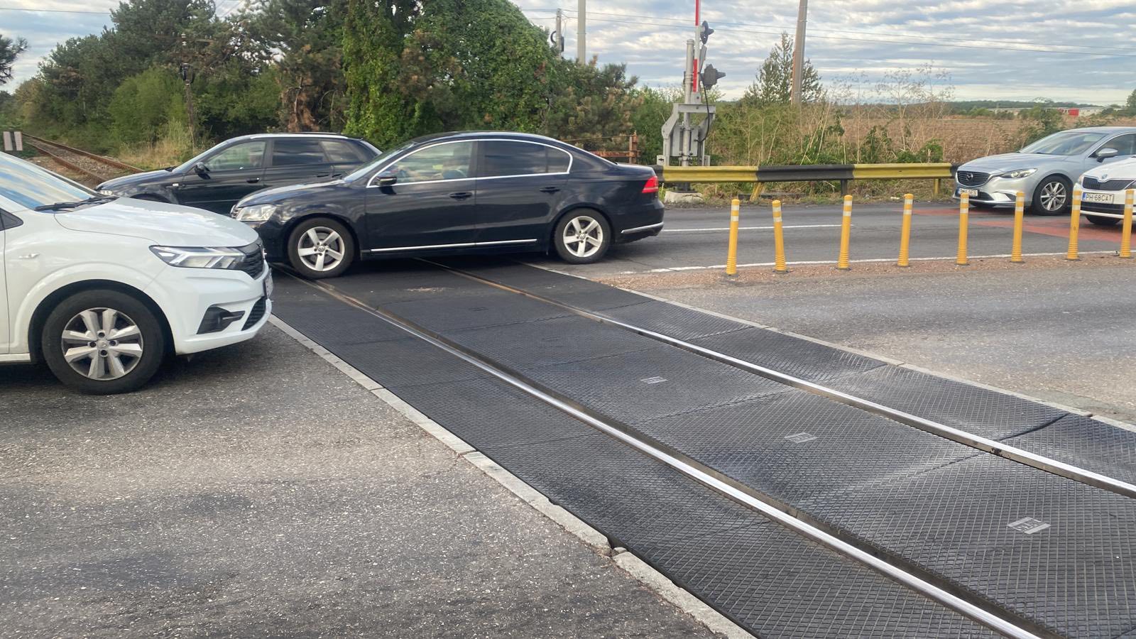 Ce se întâmplă cu lucrările la trecerea la nivel cu calea ferată de la Movila Vulpii, pe DN1