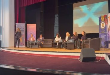 Conferința ”Pariu cu mintea–Viitor fără umbre” de la Casa de Cultură„Geo Bogza” Câmpina