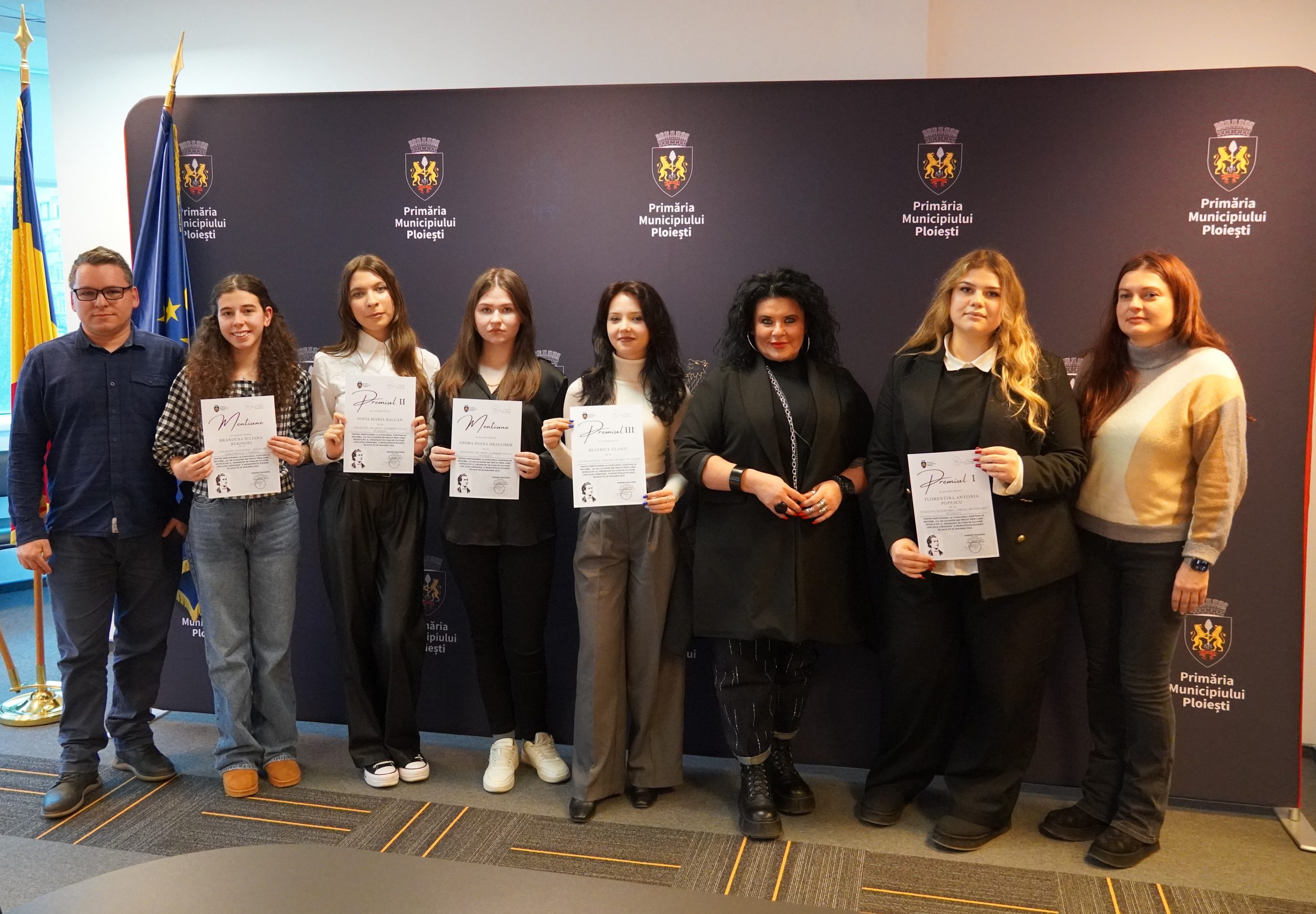 „Ca un Luceafăr am trecut prin lume” – poezie, emoție și talent la Ploiești „Ca un Luceafăr am trecut prin lume” – poezie, emoție și talent la Ploiești