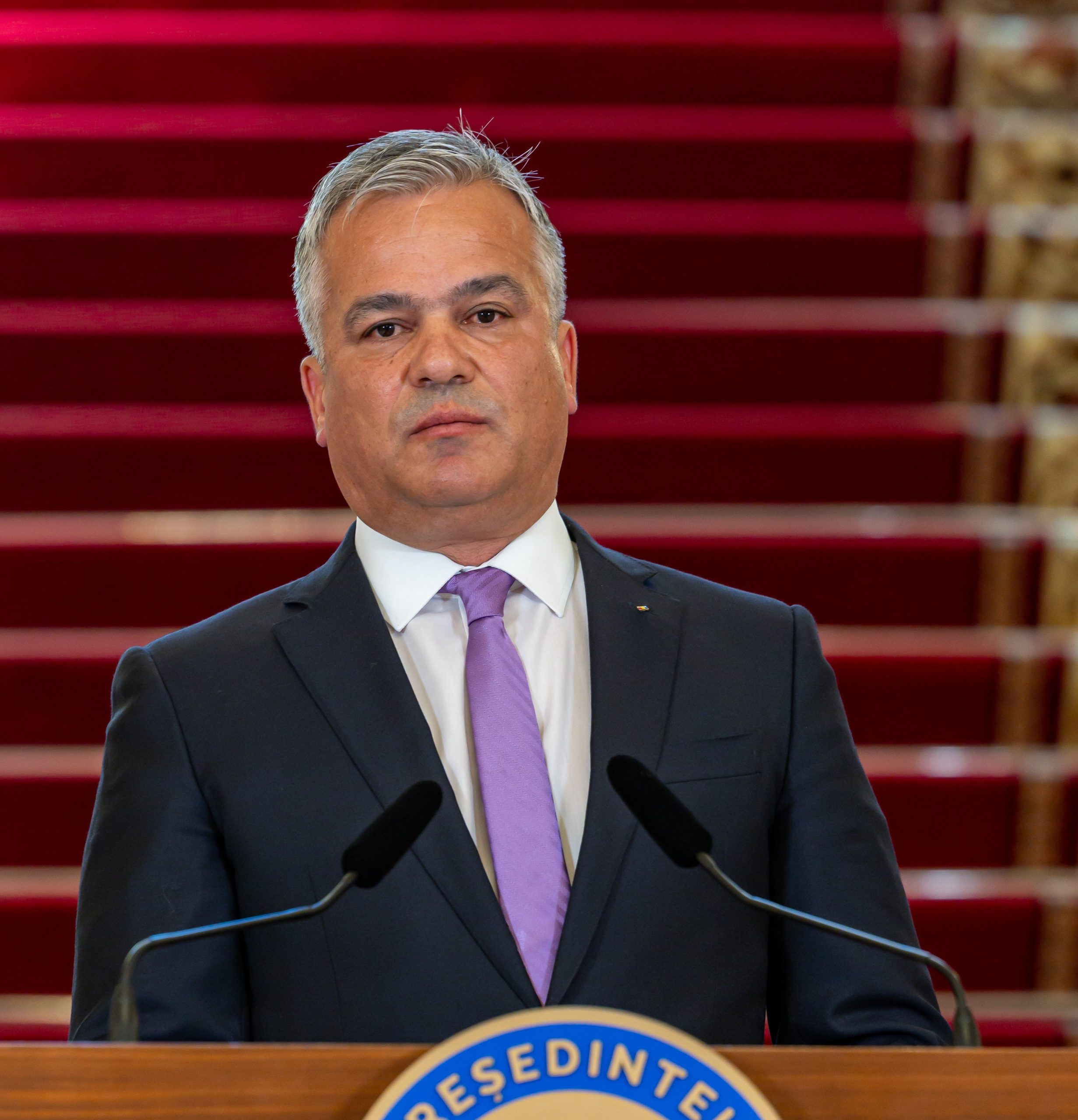 Guvernul Veştea, la vot în Parlament. Lista miniştrilor şi priorităţile Guvernul Veştea, la vot în Parlament. Lista miniştrilor şi priorităţile
