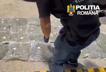 Operațiune BCCO și DIICOT Ploieşti: Zeci de kilograme de droguri, ridicate de la un suspect