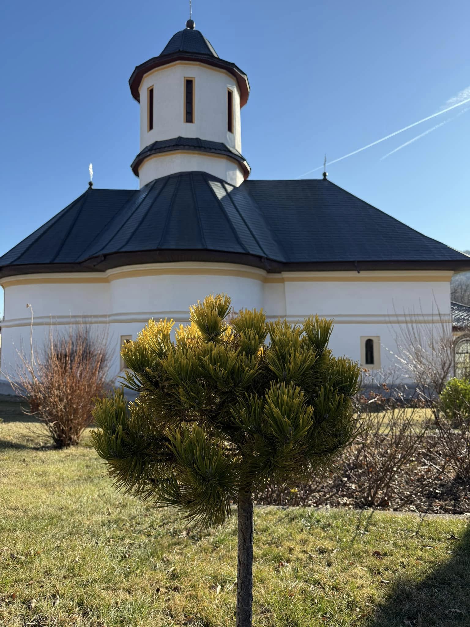 Mănăstirile Crasna şi Zamfira, restaurate cu fonduri europene